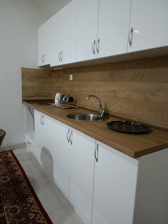 Markos Towers Apartments Prilep Esterno foto