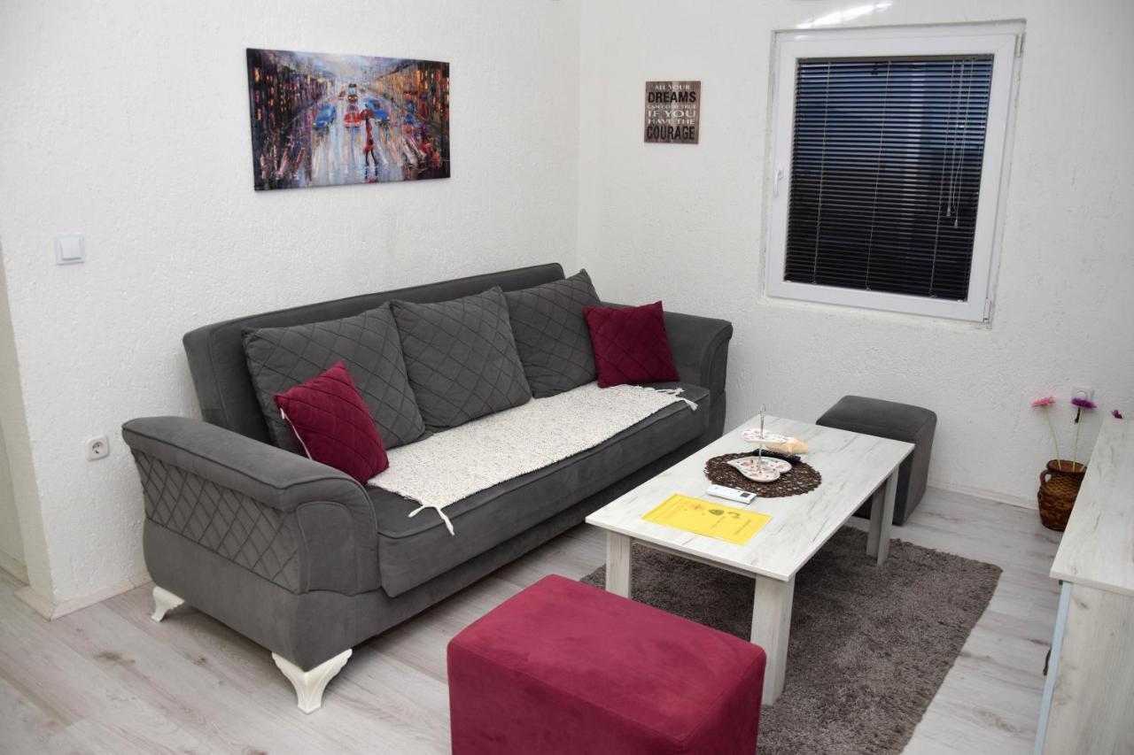 Markos Towers Apartments Prilep Esterno foto