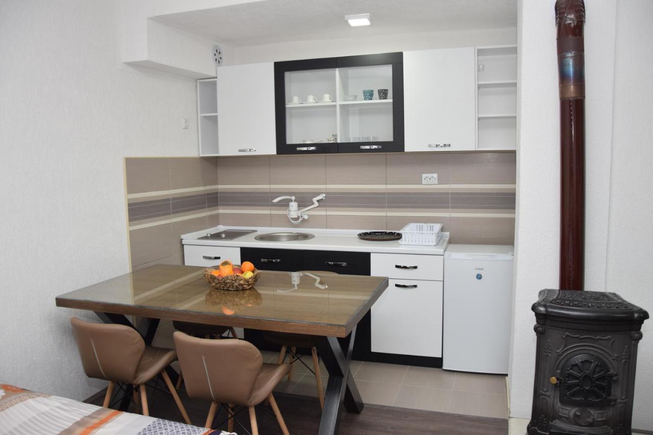 Markos Towers Apartments Prilep Esterno foto