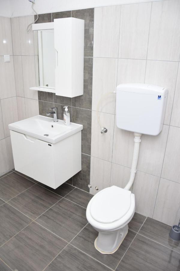 Markos Towers Apartments Prilep Esterno foto