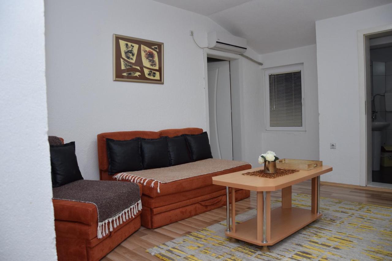 Markos Towers Apartments Prilep Esterno foto