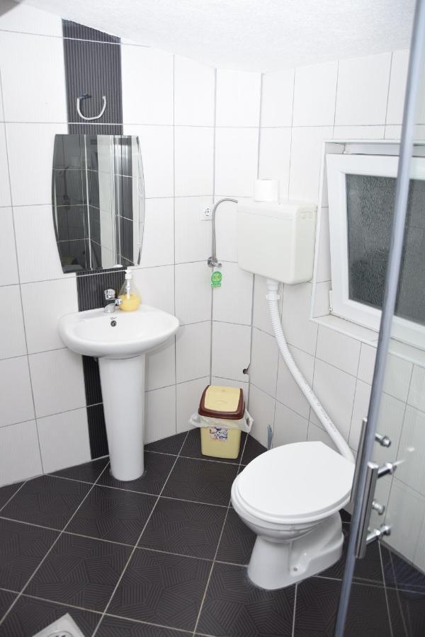 Markos Towers Apartments Prilep Esterno foto