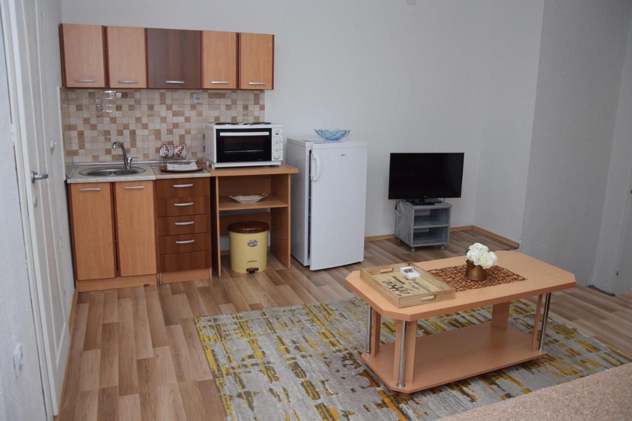 Markos Towers Apartments Prilep Esterno foto